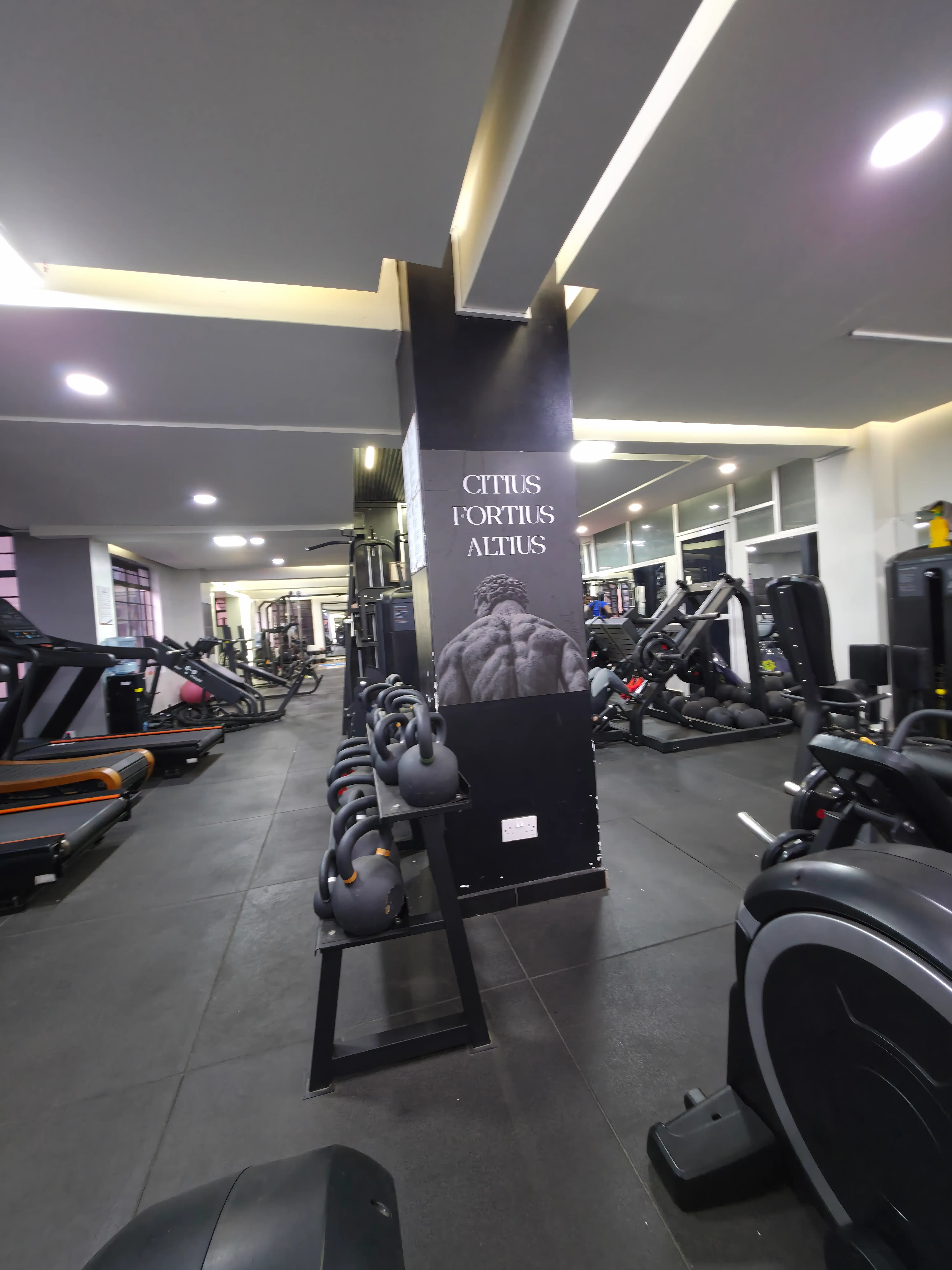 Batman Fitness gym facility 9